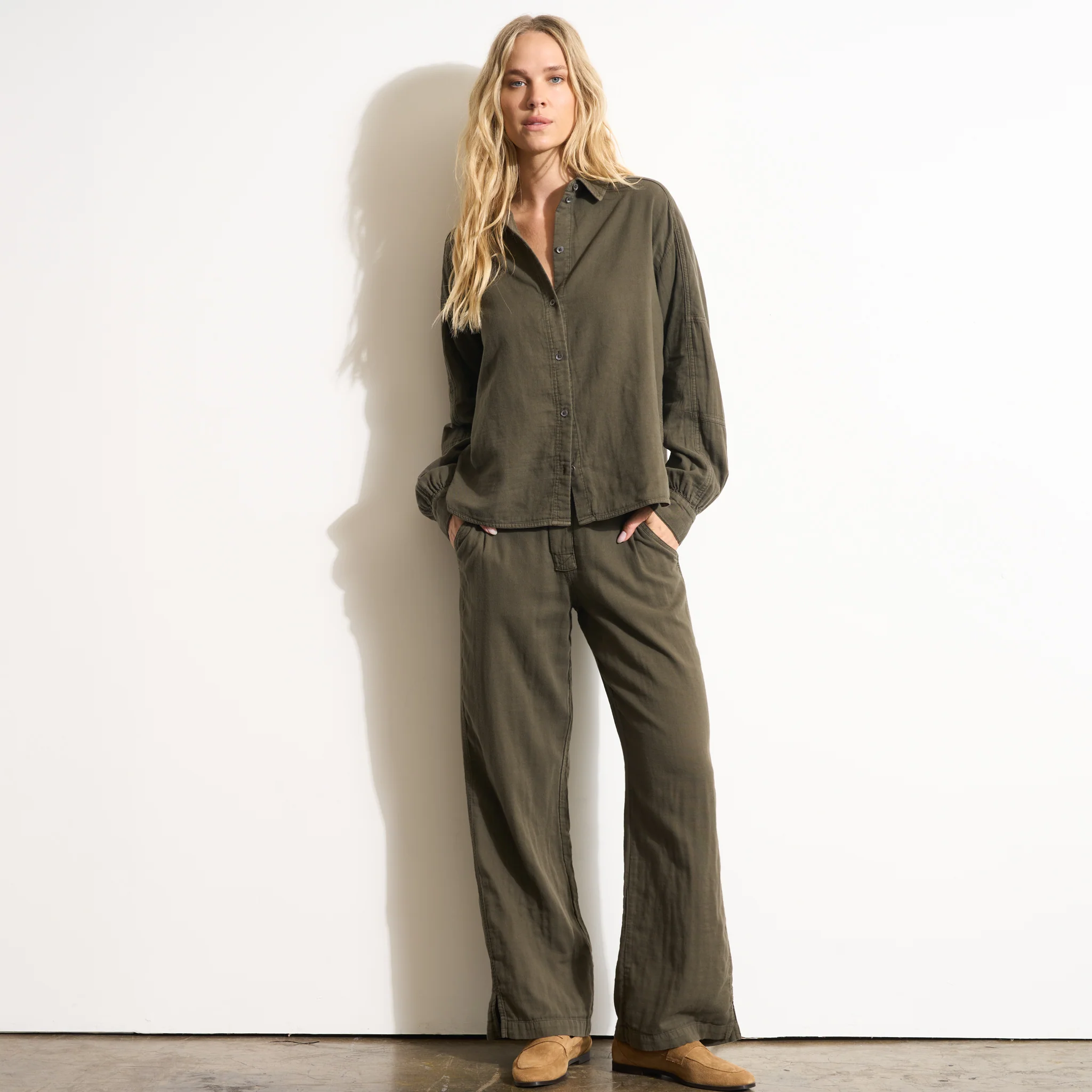 Joan Top - Image 29