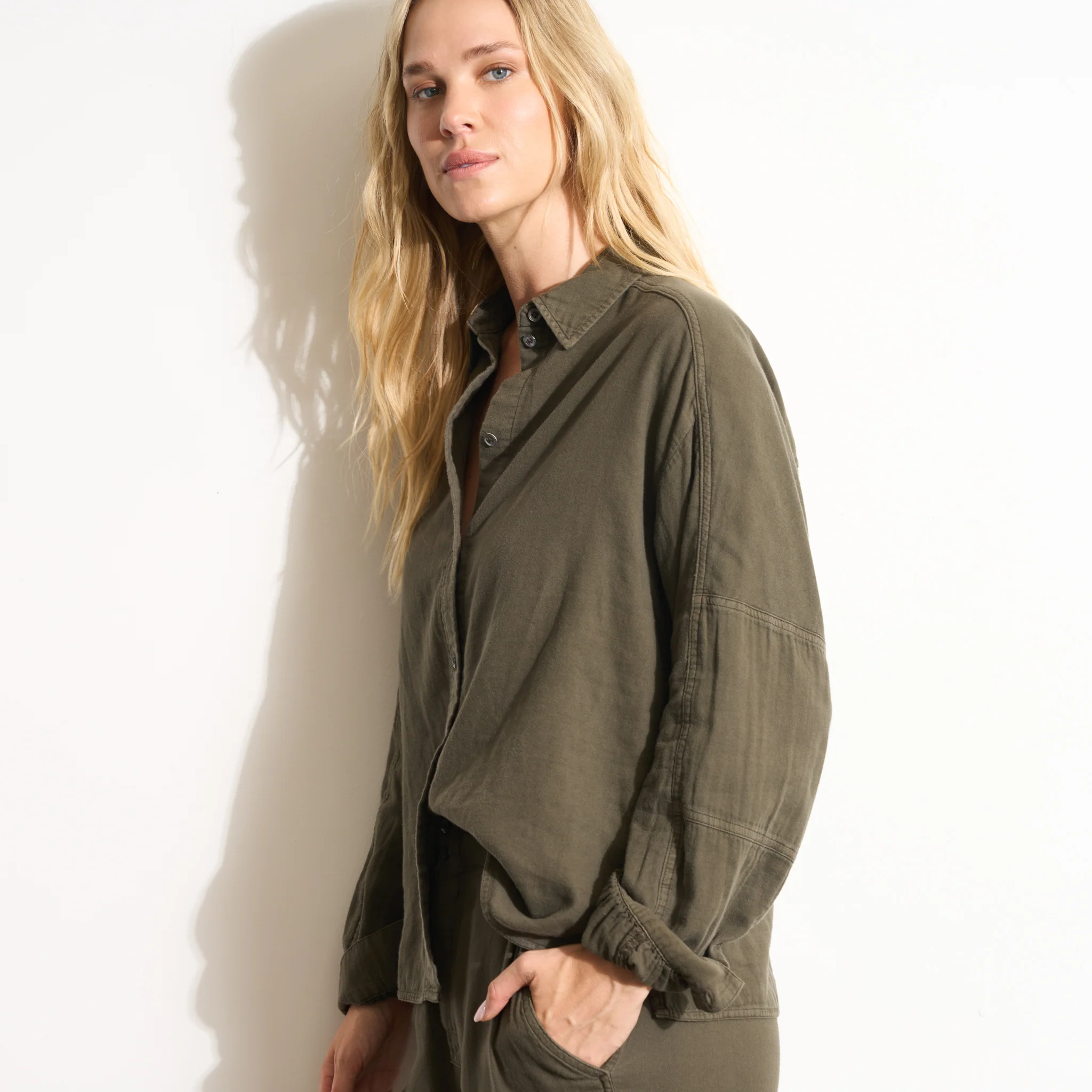 Joan Top - Image 32