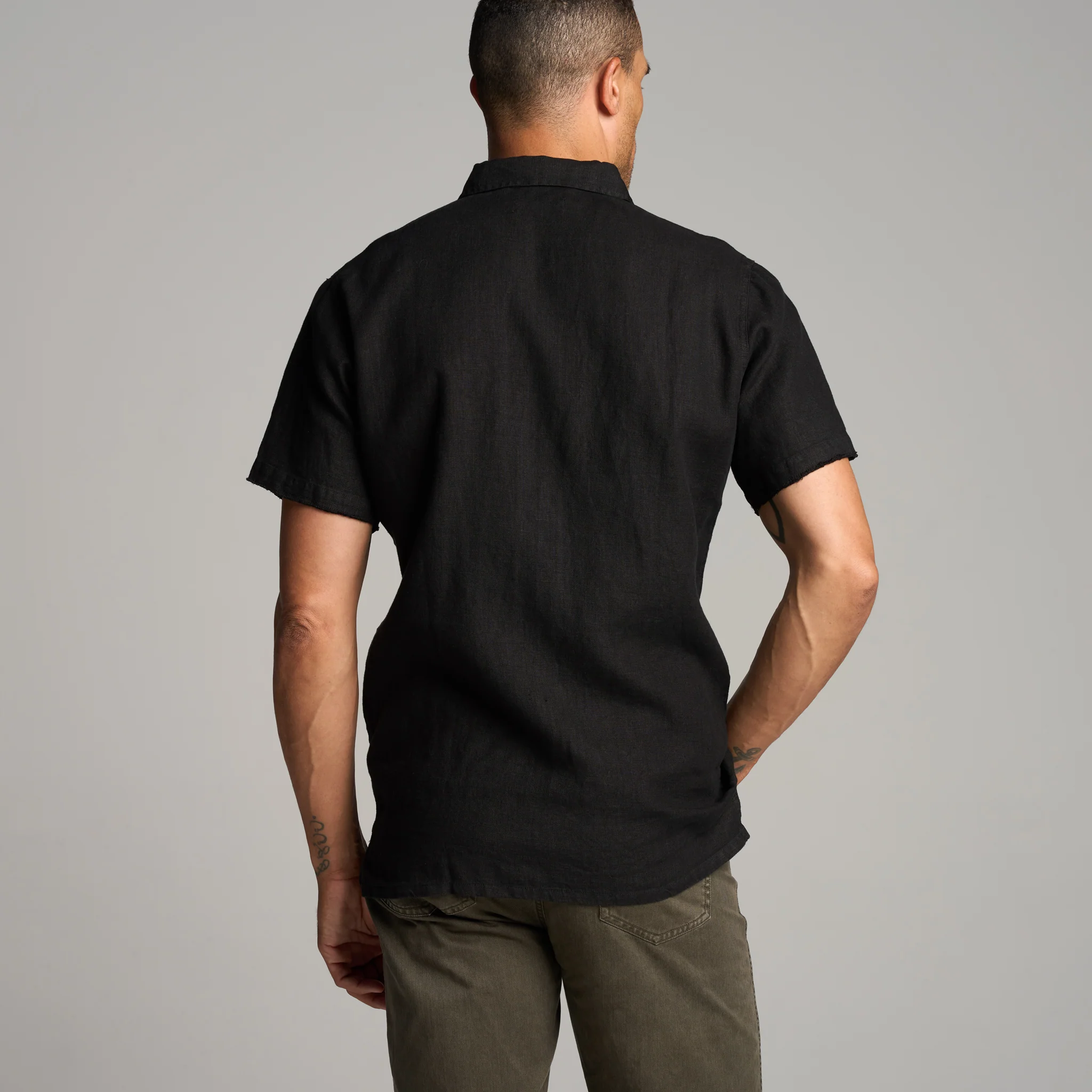 Lyons Short Sleeve Linen Shirt - Image 11