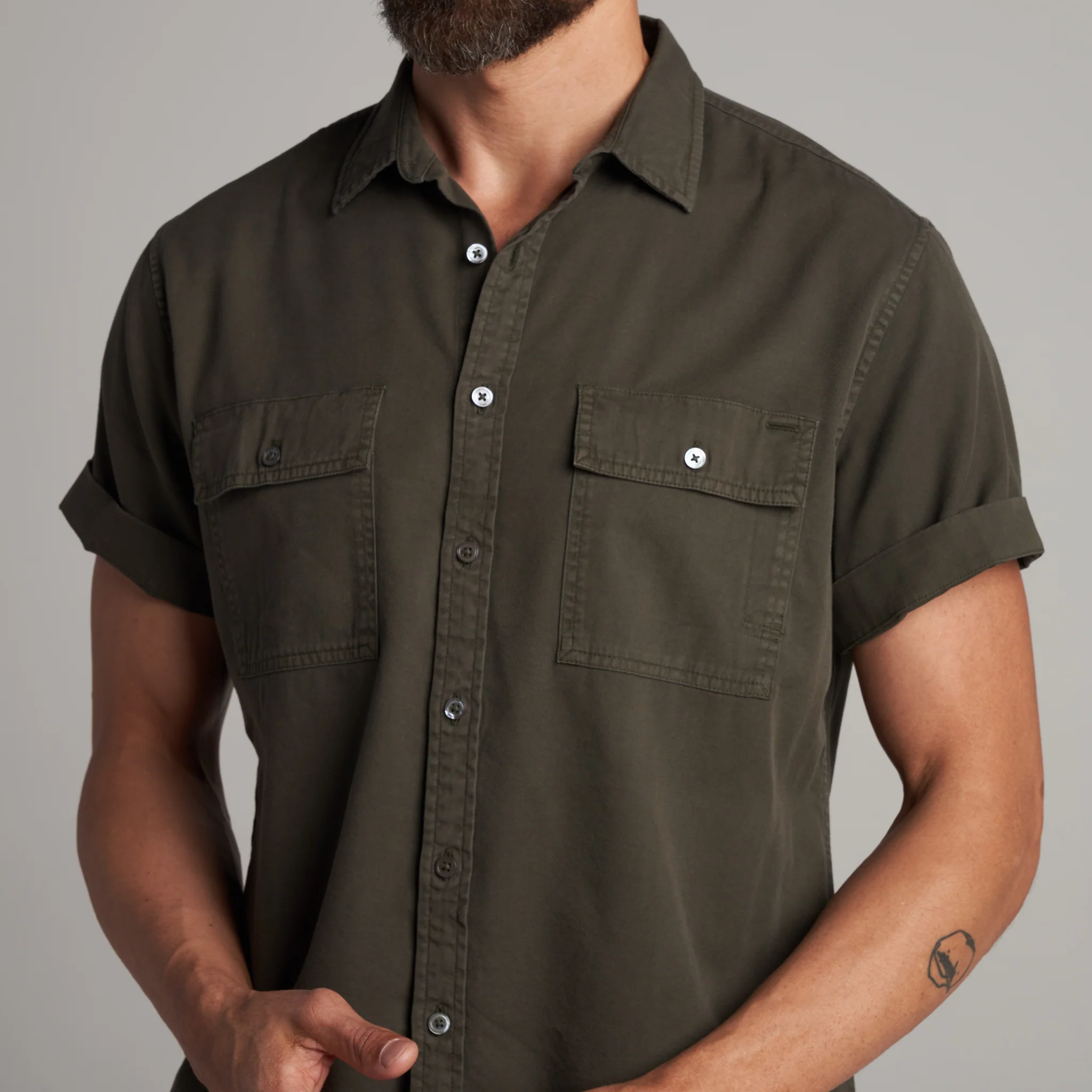 Riley Heritage Twill Short Sleeve Shirt - Image 10