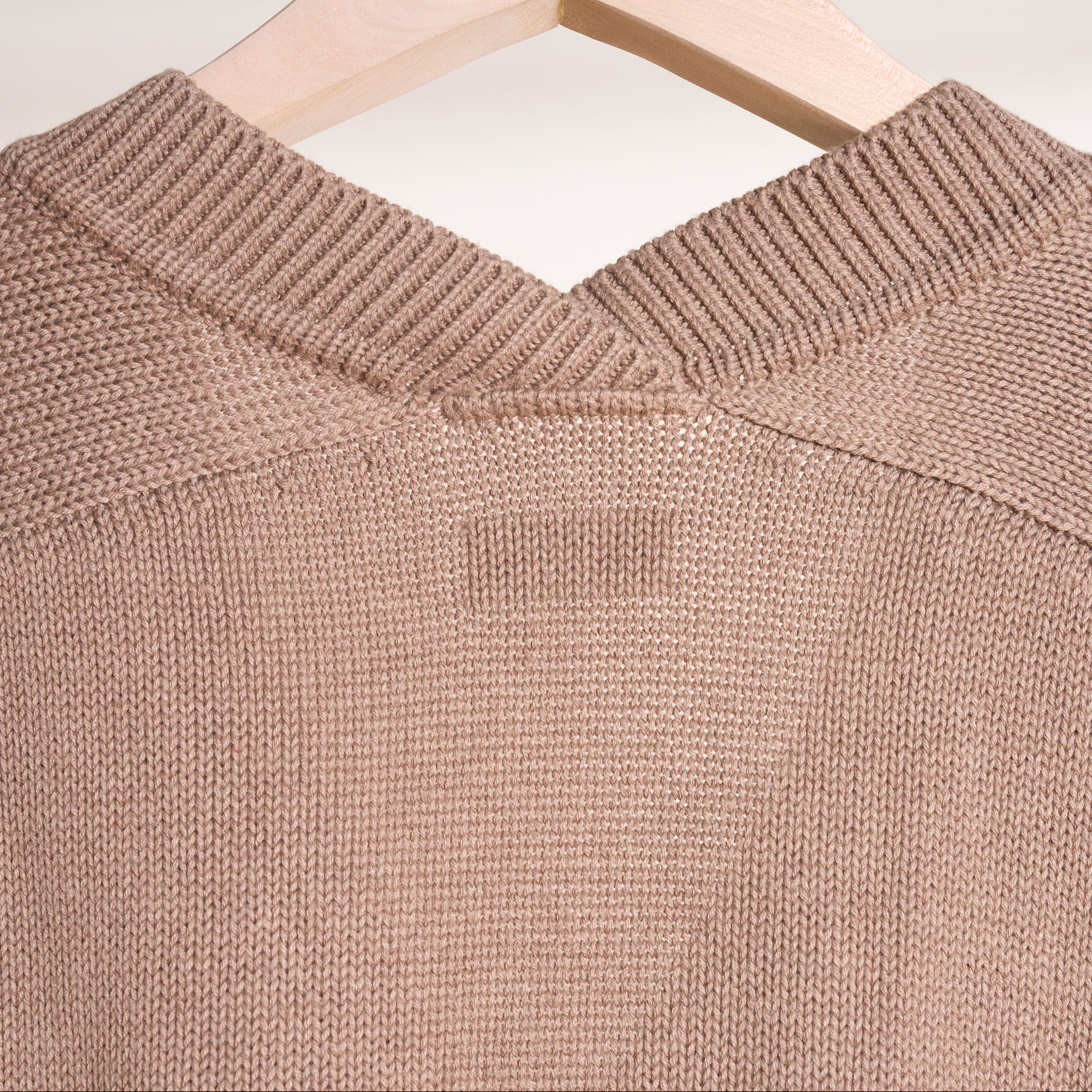 Slope Cropped Cardigan - Image 9
